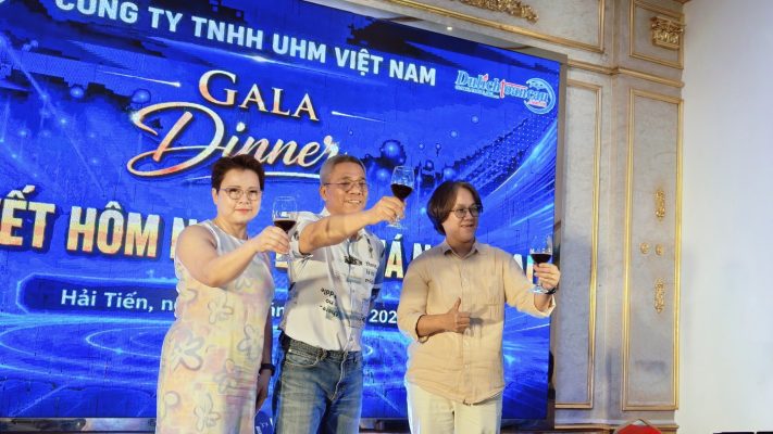 Vinh danh và gắn kết trong đêm Gala Dinner UHM Việt Nam