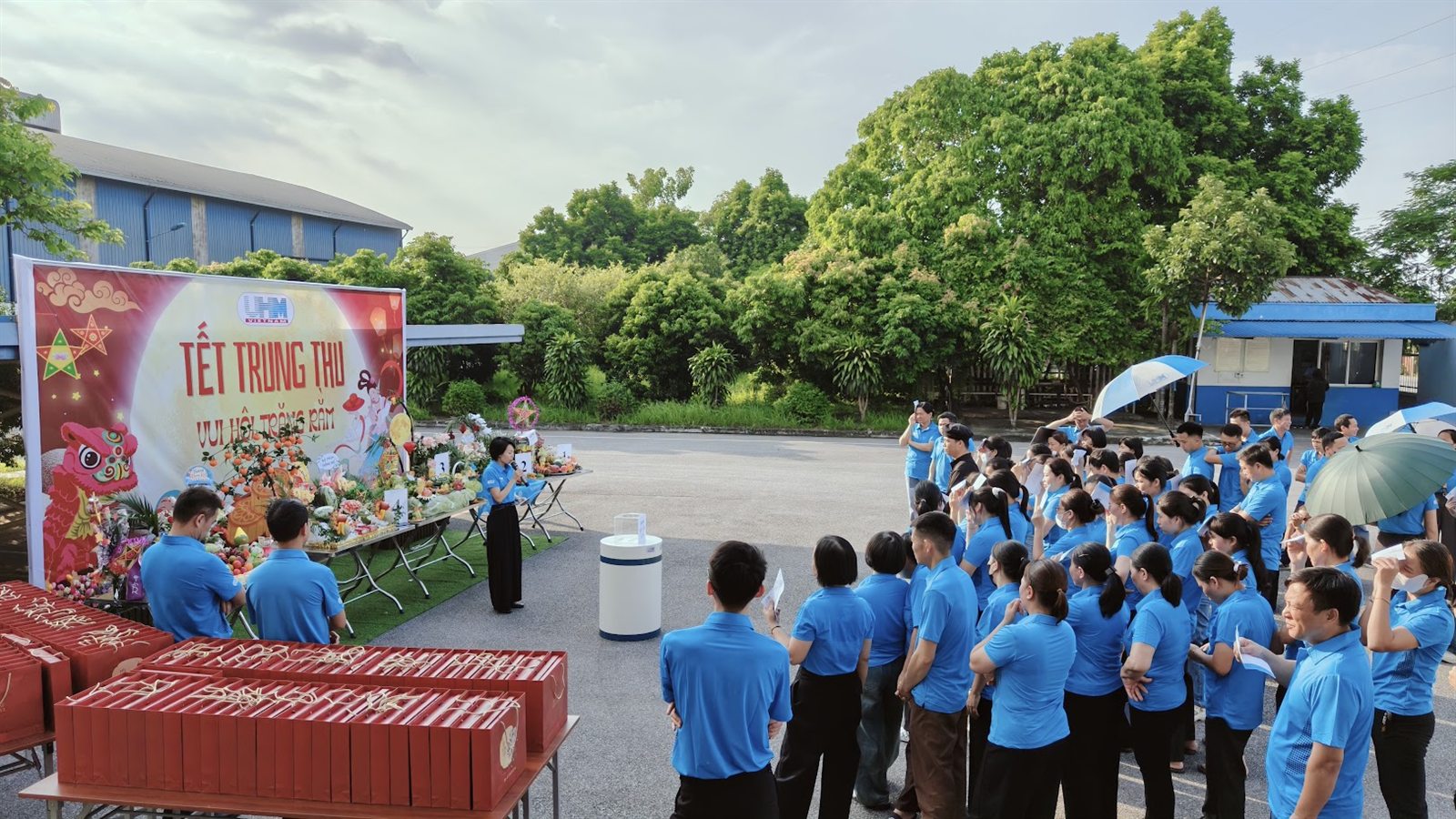 Toàn cảnh Vui hội trăng rằm UHM Việt Nam 2026